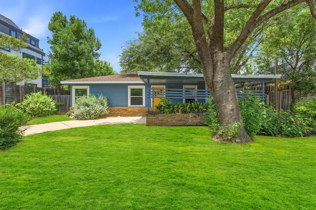 900 Stark Street, Austin