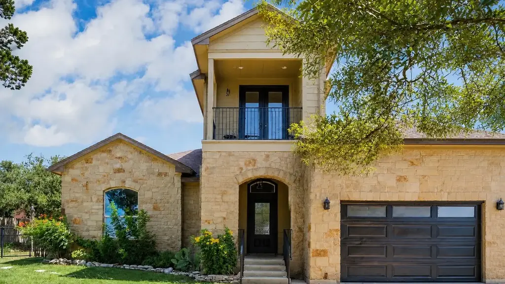901 Panorama Drive, Dripping Springs
