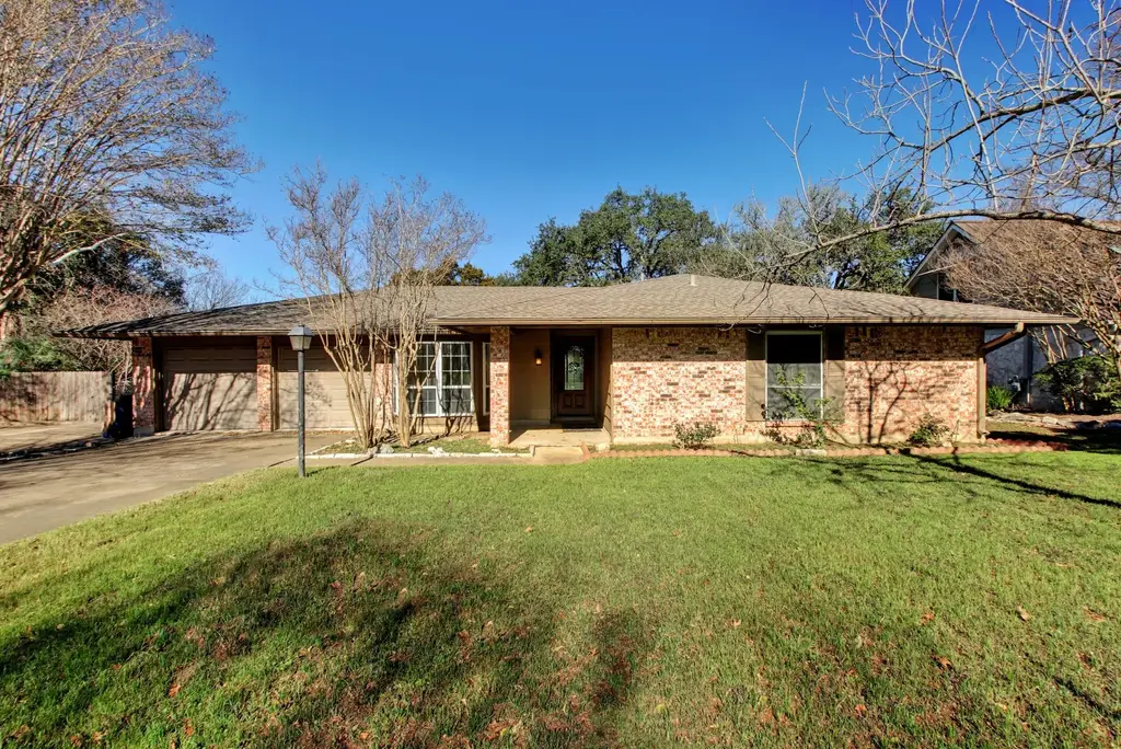 2306 Forest Bend Drive, Austin