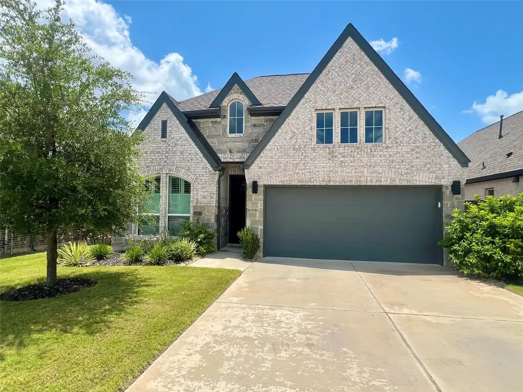 111 Chinaberry Bend, Bastrop