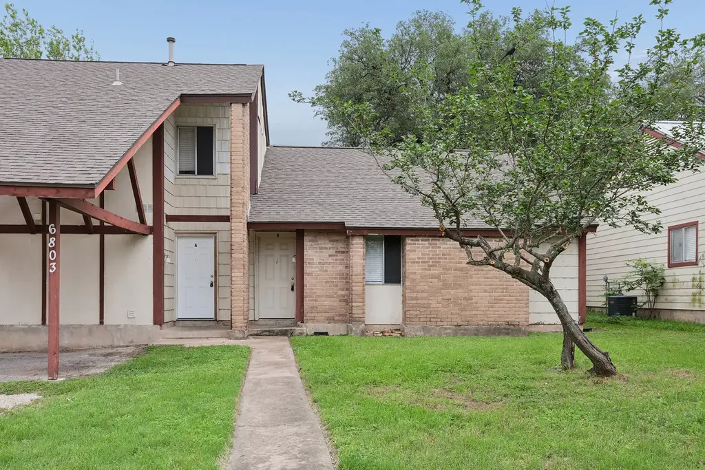 6803 Woodhue Drive B, Austin