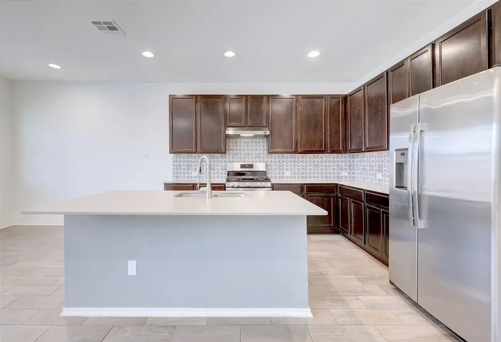 307 Simmental Loop, Hutto