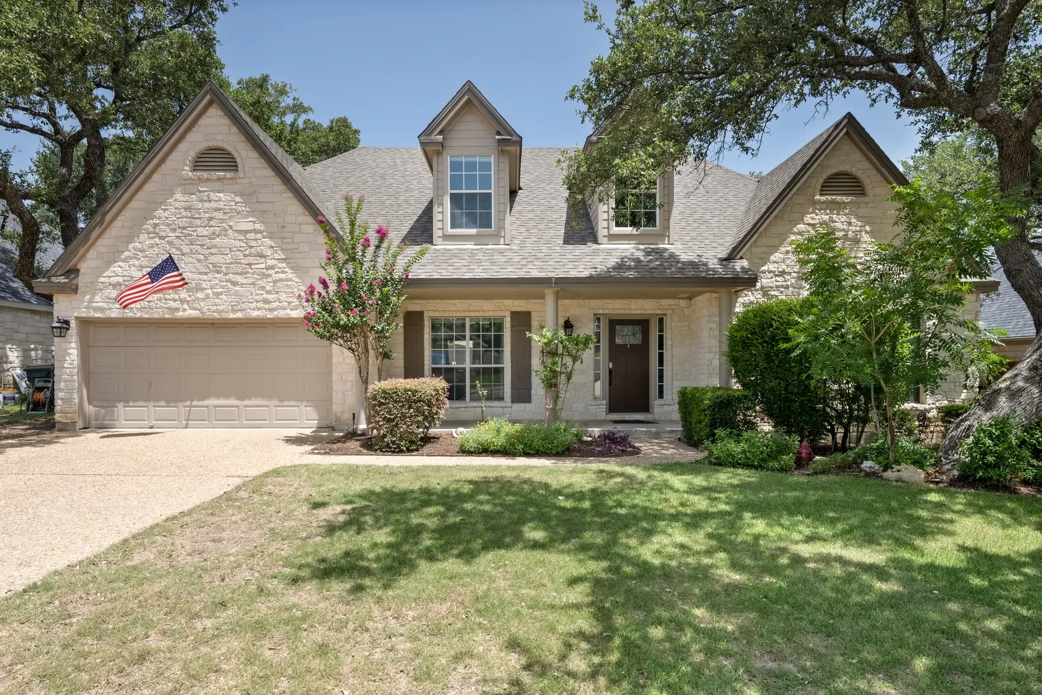 Photo of Listing #9726113