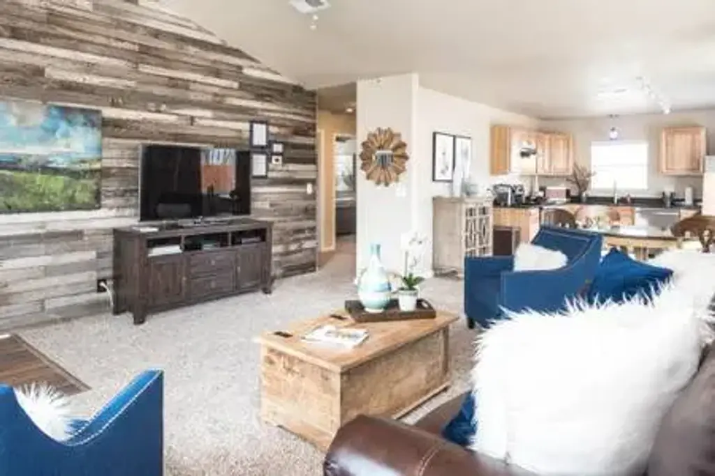 6902 Viewing Place, Austin