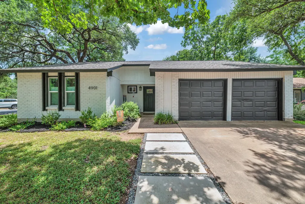 4901 Powder River Road, Austin