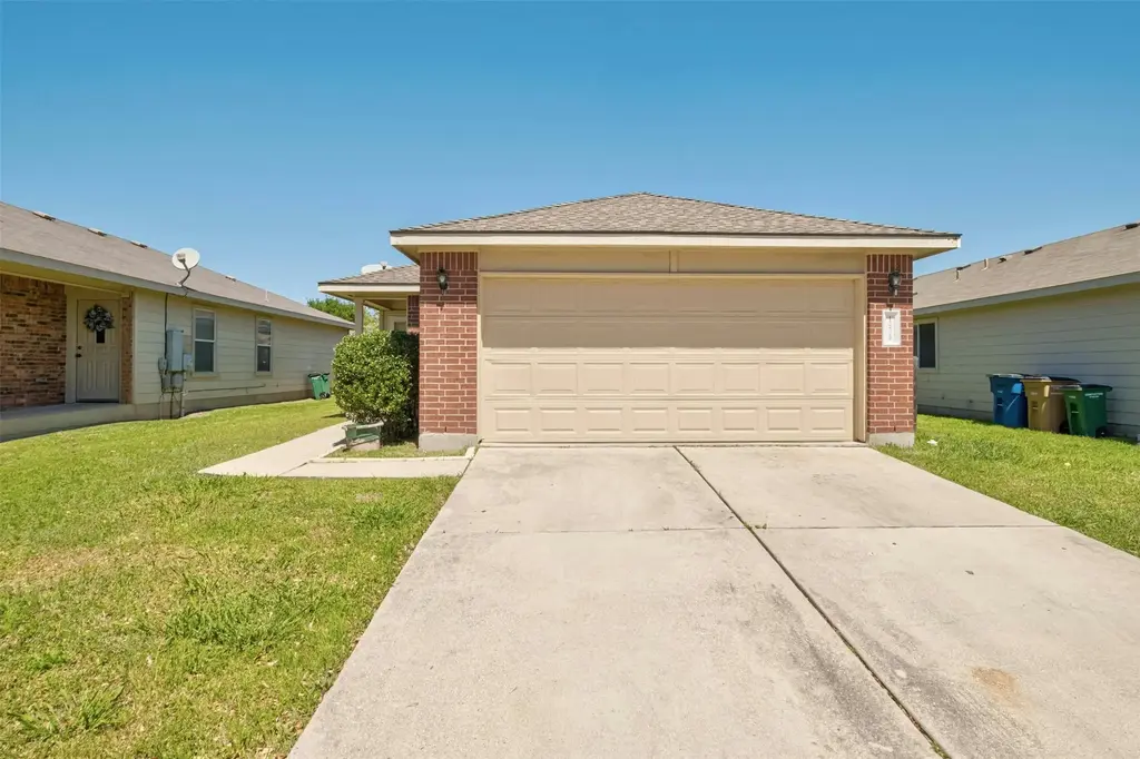 12524 Sky Harbor Drive, Del Valle