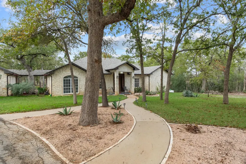 346 The Oaks Boulevard, Elgin