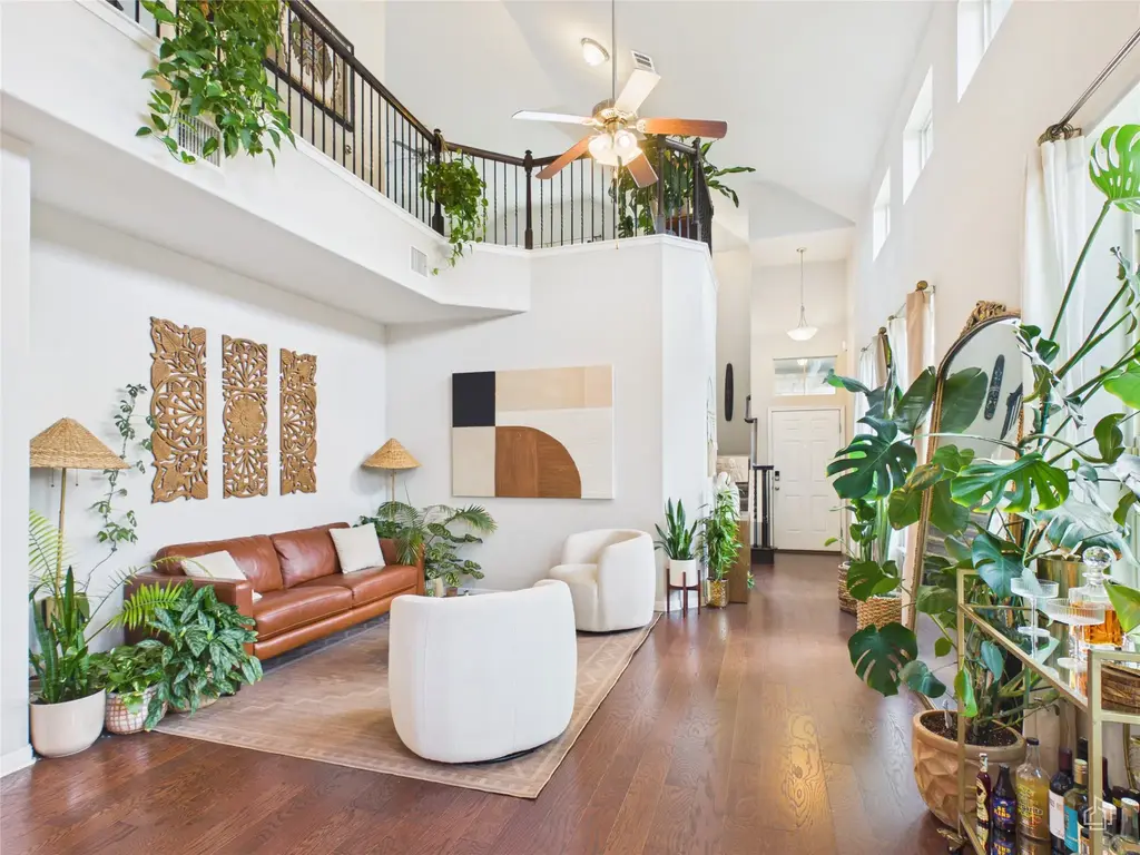 9310 Tanager Way, Austin