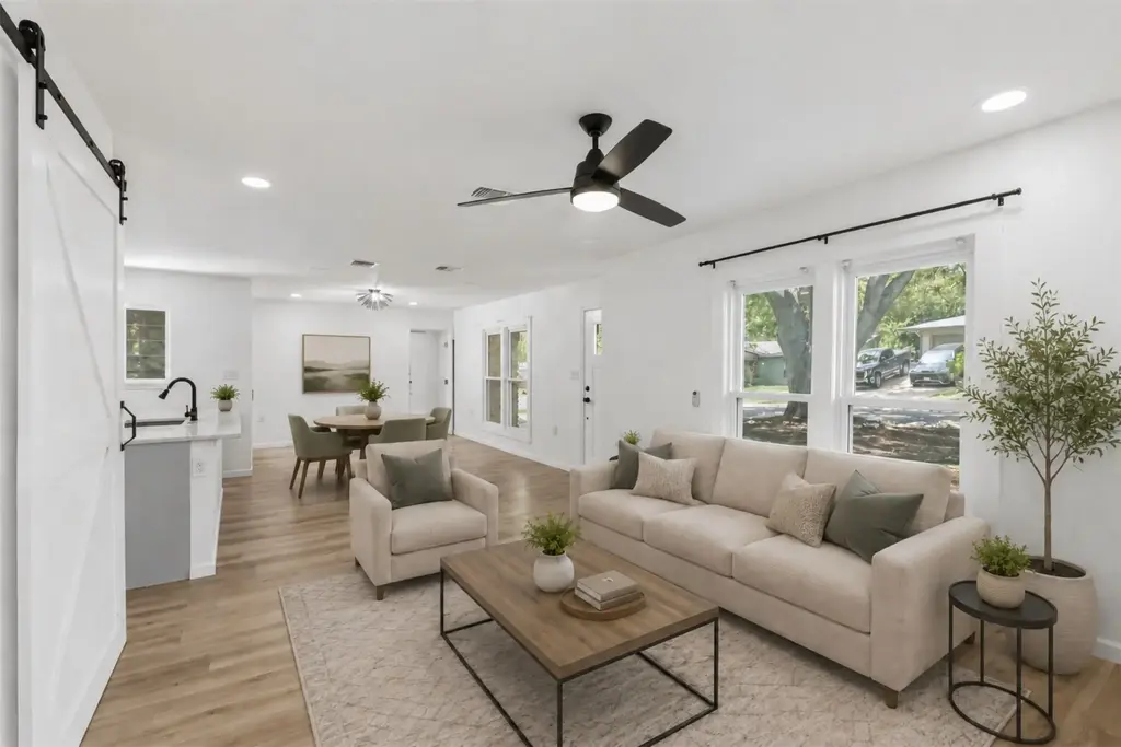 6807 La Salle Drive, Austin