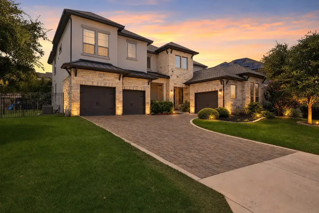 2307 Cades Spirit Bend, Austin