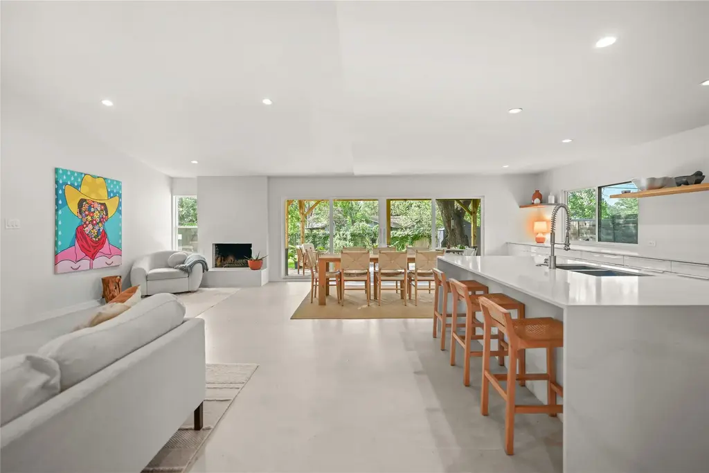 5115 Creekline Drive, Austin