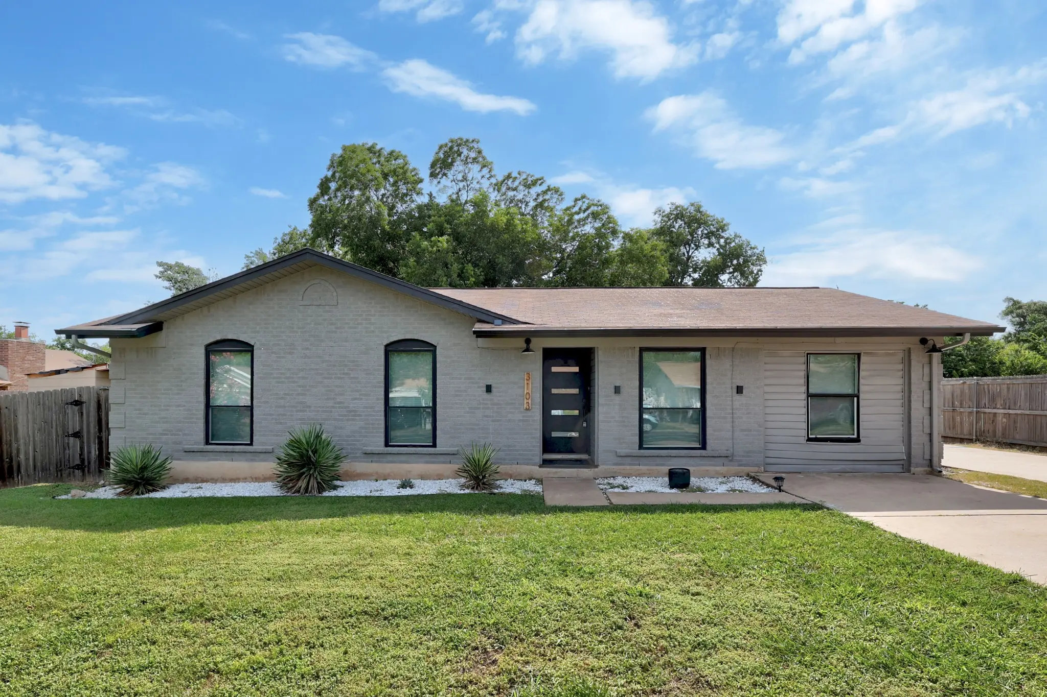 Photo of Listing #5707670