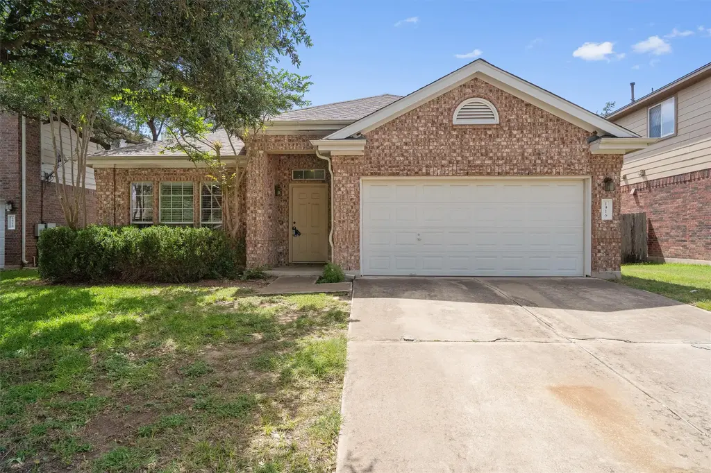 1916 Wheaton Trail, Cedar Park
