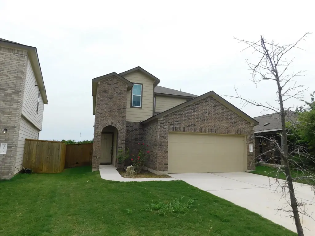 321 W Bronco Billy Drive, Jarrell