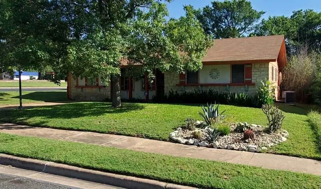 1806 Cherry Orchard Drive, Austin