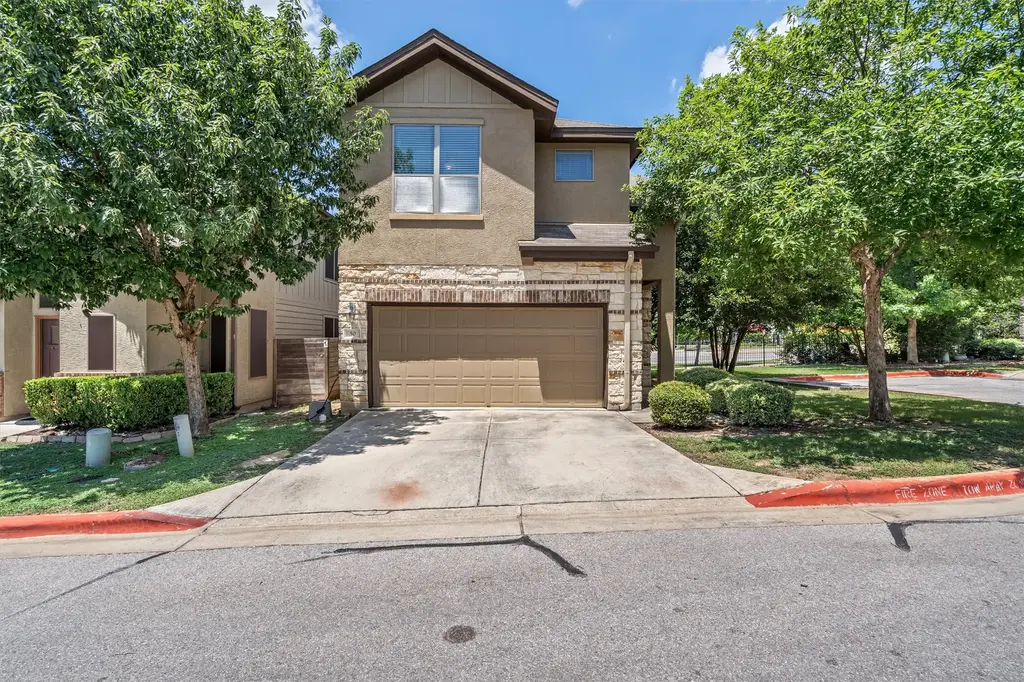 2001 Faro Drive 50, Austin