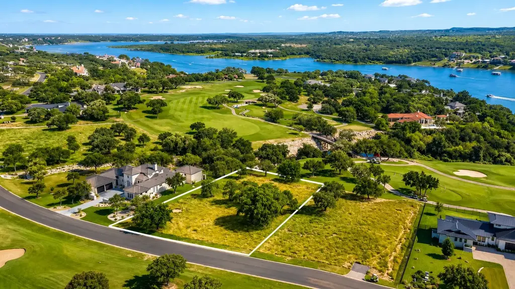 25316 Cliff Crossing, Spicewood