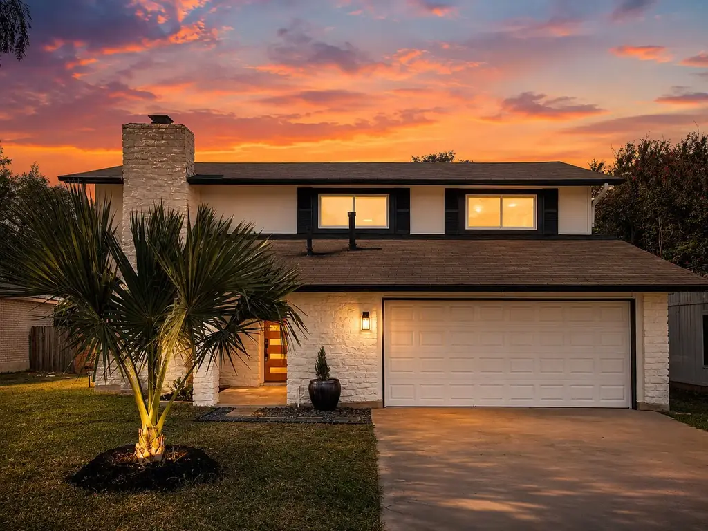 10070 Woodland Village Drive, Austin