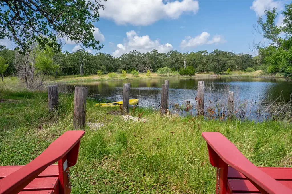 270 Dry Creek Road, Manor