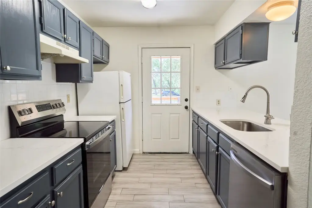 23393 Nameless Road 142, Leander