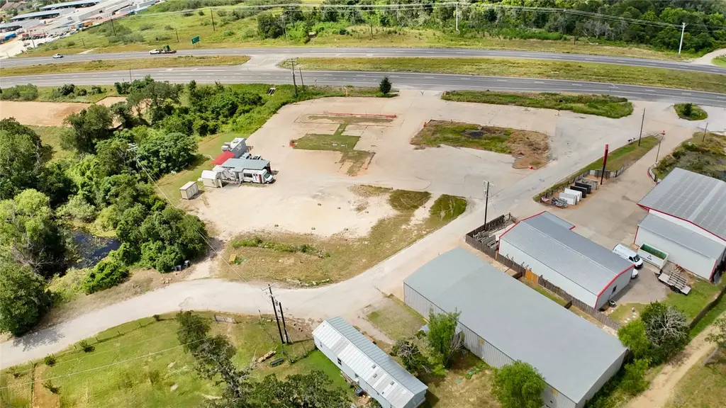 1360 71 Highway W J, Bastrop
