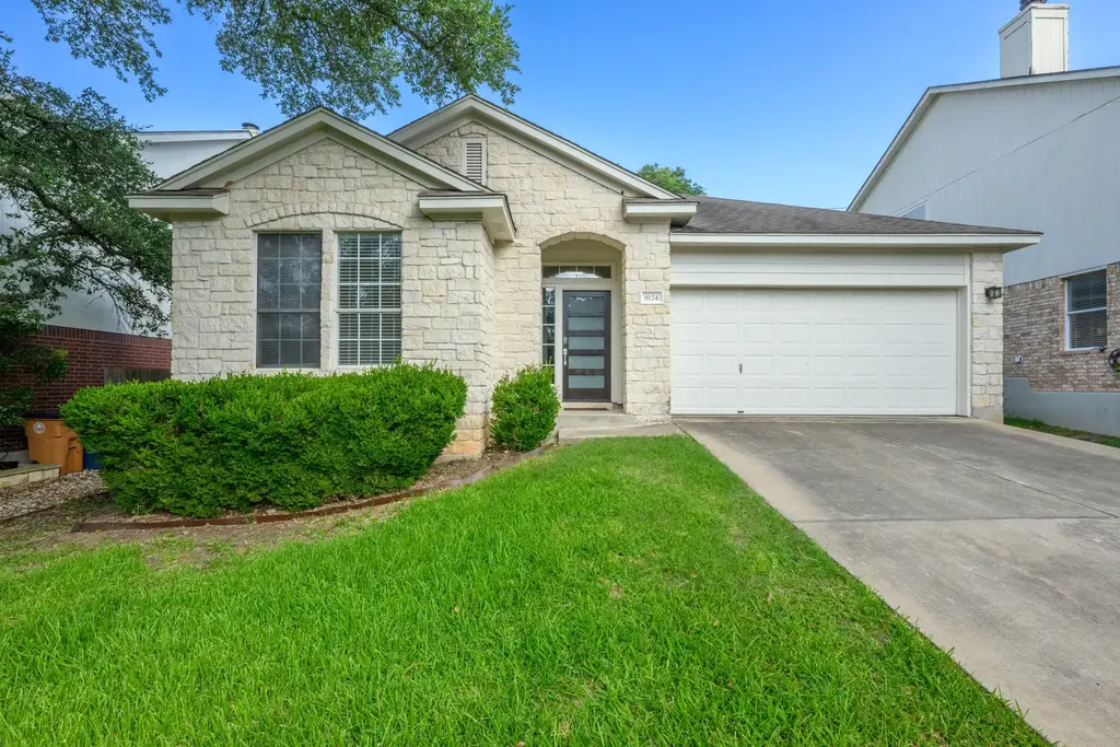 8124 Siringo Pass, Austin