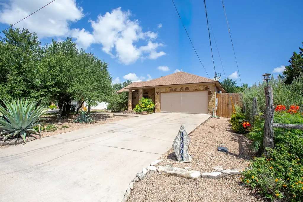17304 Deer Creek Skyview, Dripping Springs
