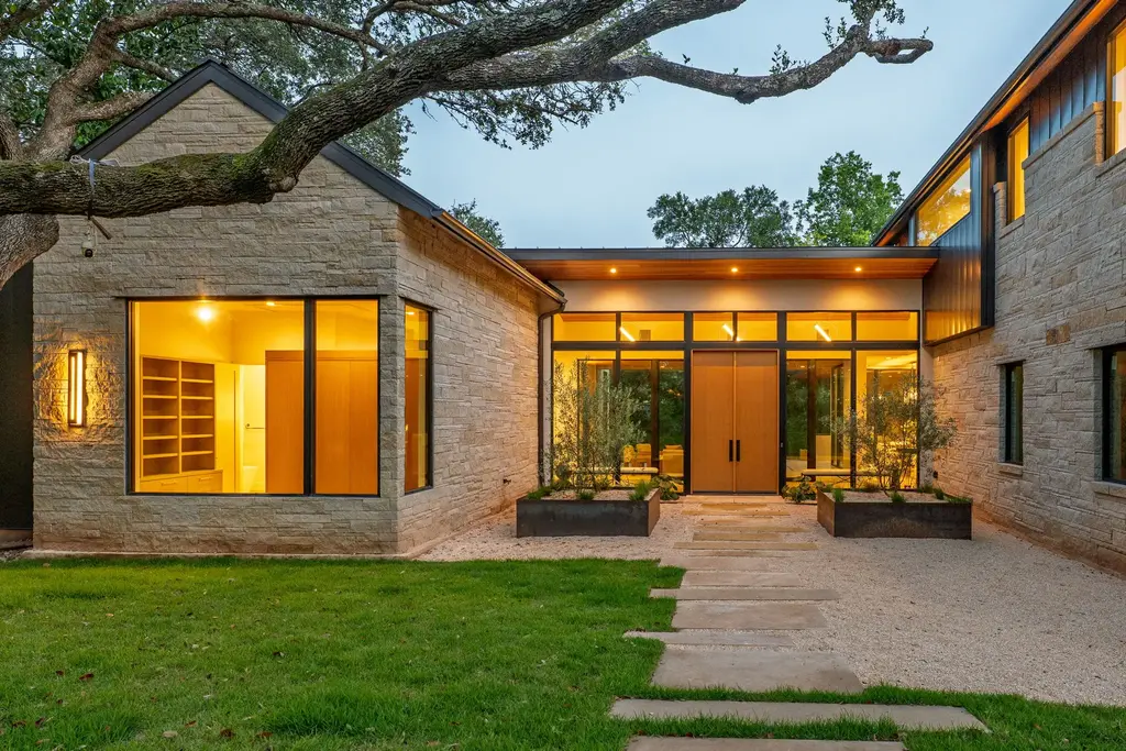 405 Honeycomb Ridge, Austin