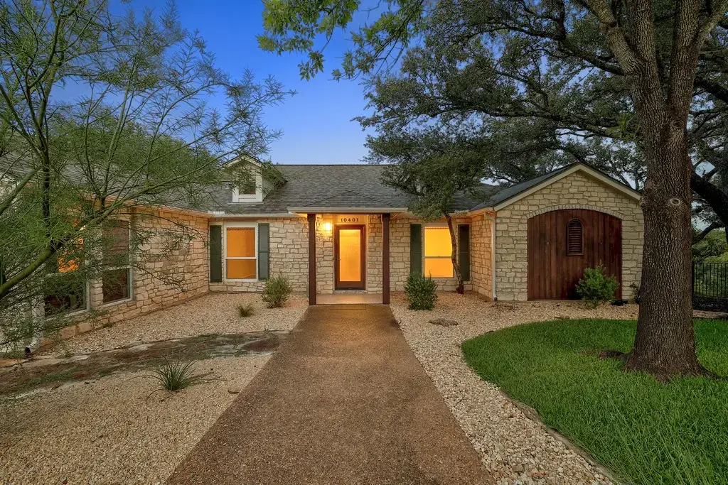10401 Tweedsmuir Drive, Austin
