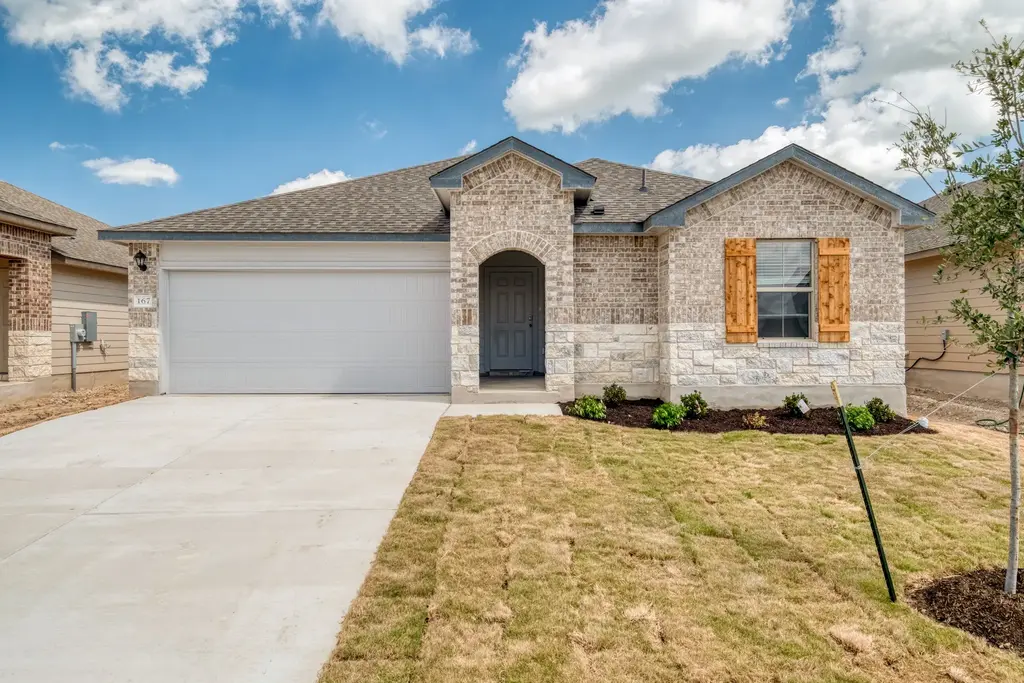 167 Mcnamara Court, Jarrell