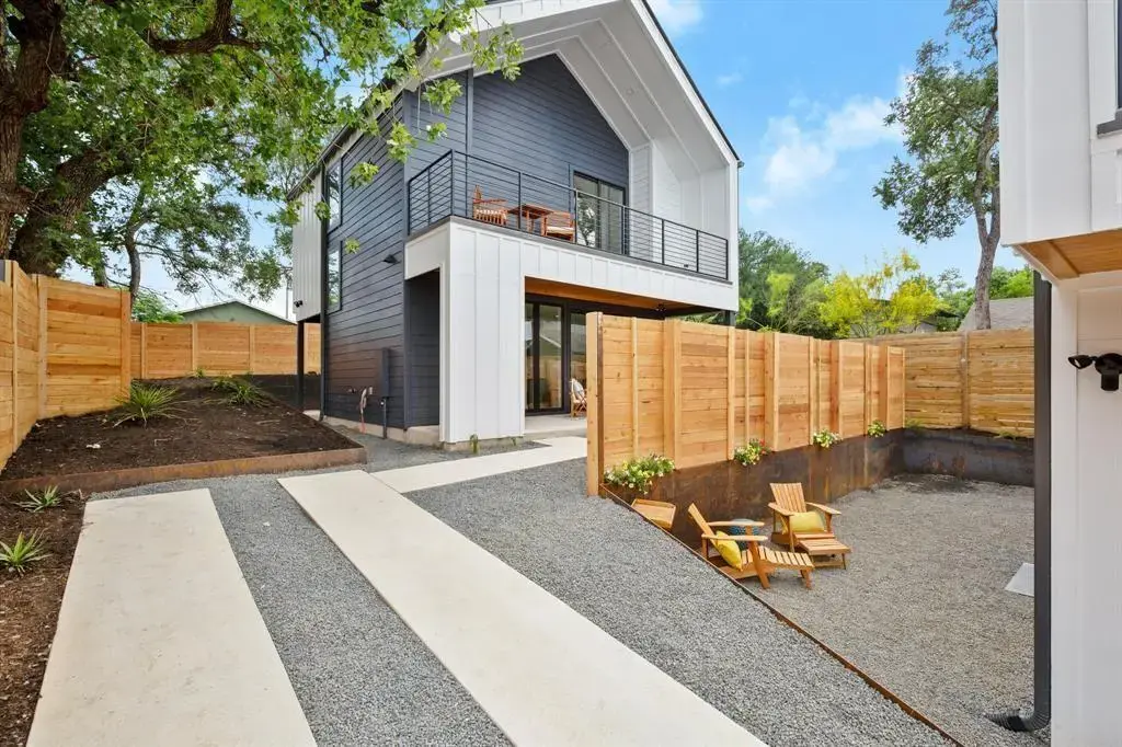 2919 E 13th Street 2, Austin