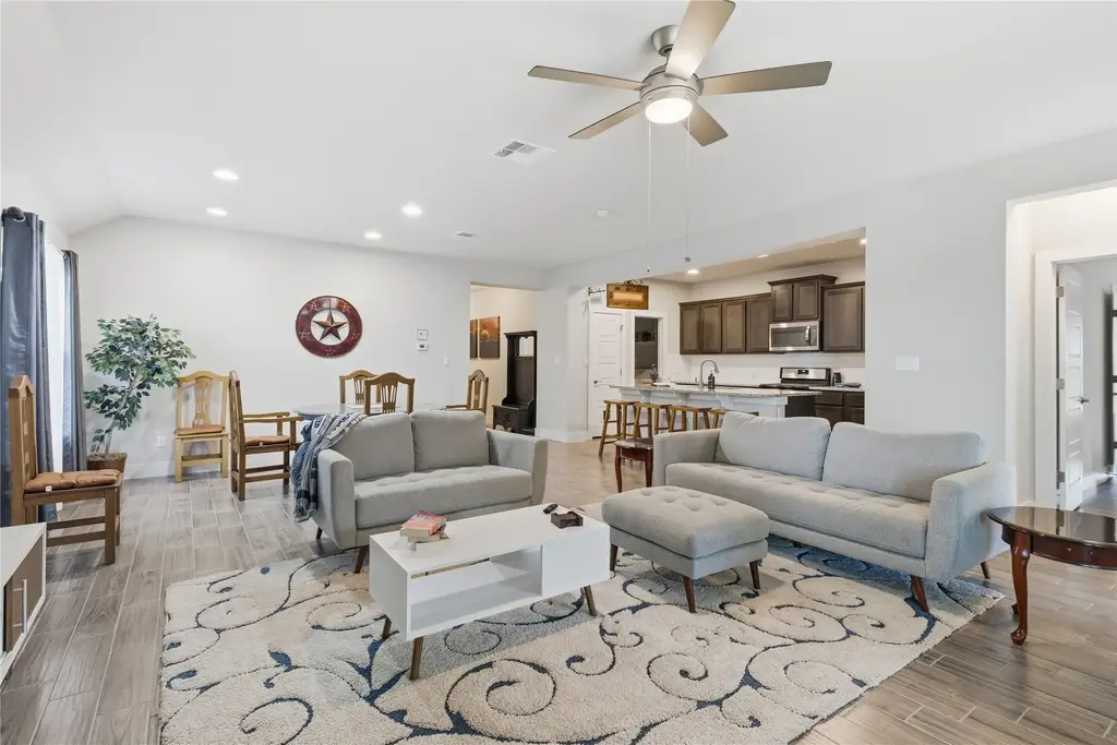 3543 Pauling Loop, Round Rock