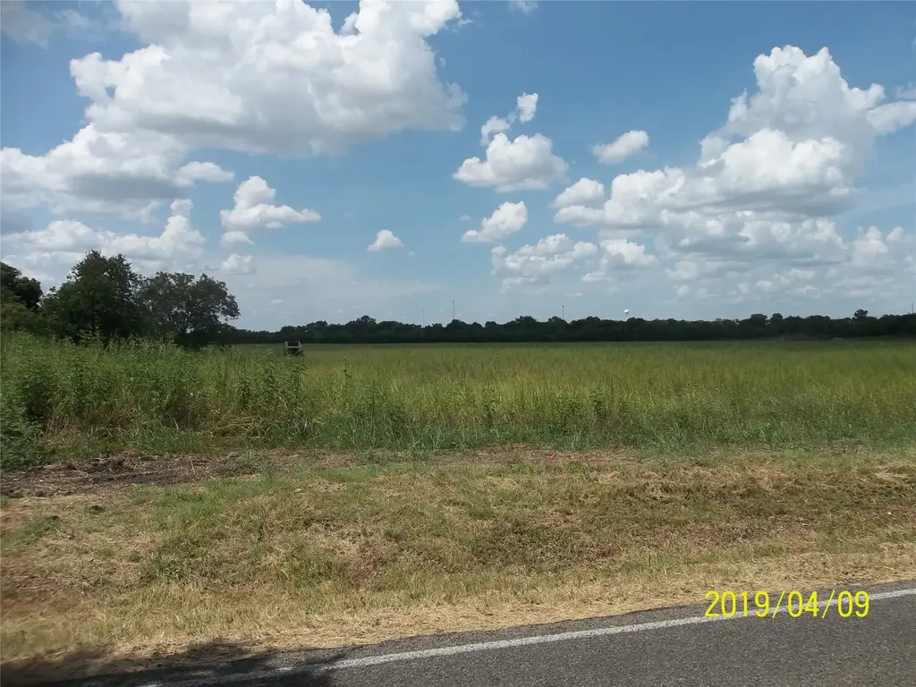 292 Fm 970 Roads, Florence