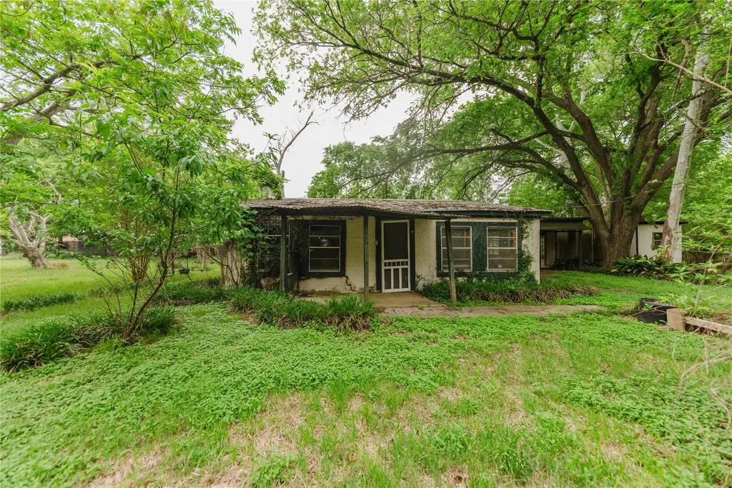 262 Highway 95 S A, Smithville