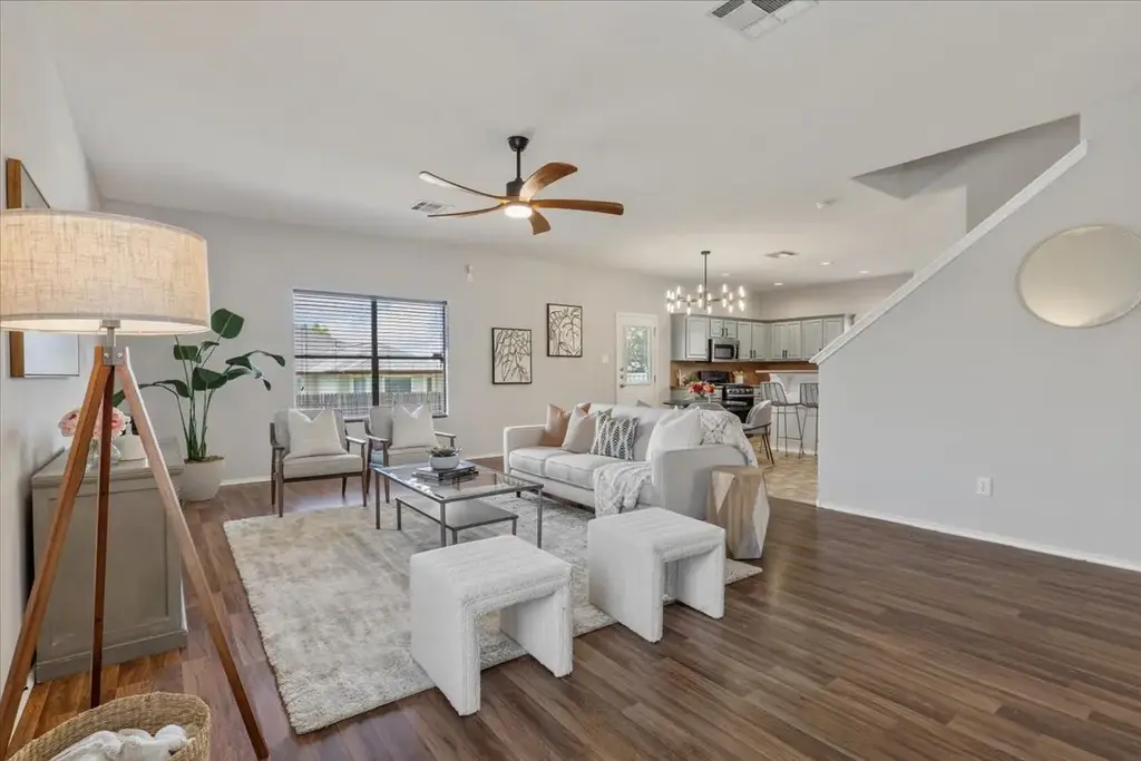 513 Friendship Cove, Leander