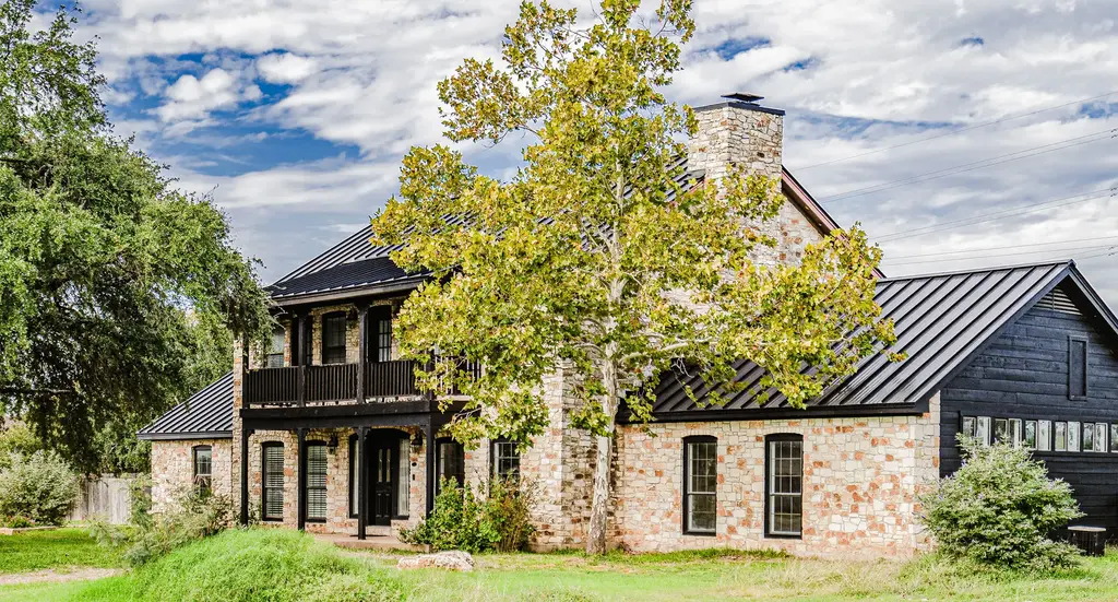 4204 Deer Tract Street, Round Rock