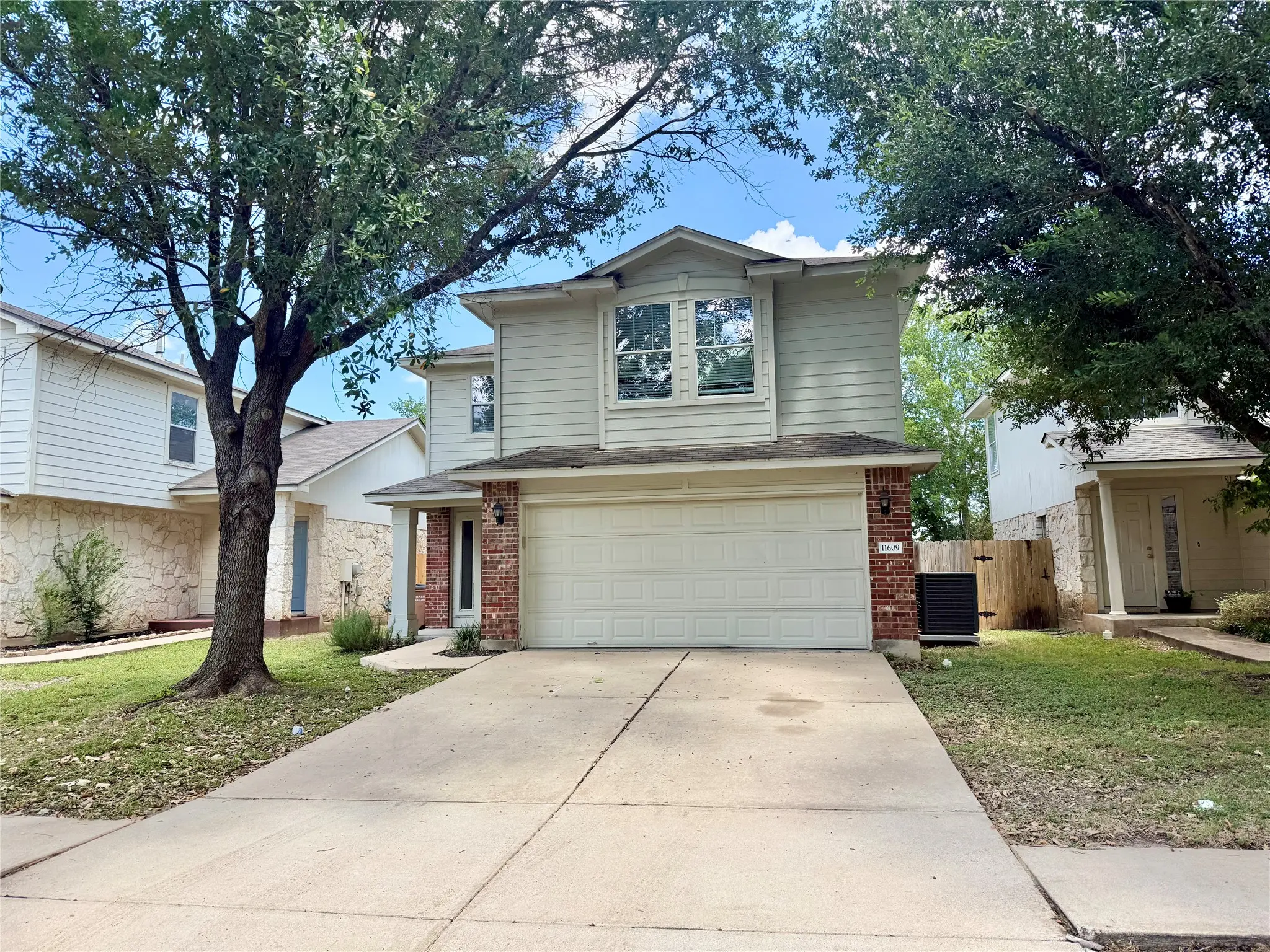 Photo of Listing #9279696