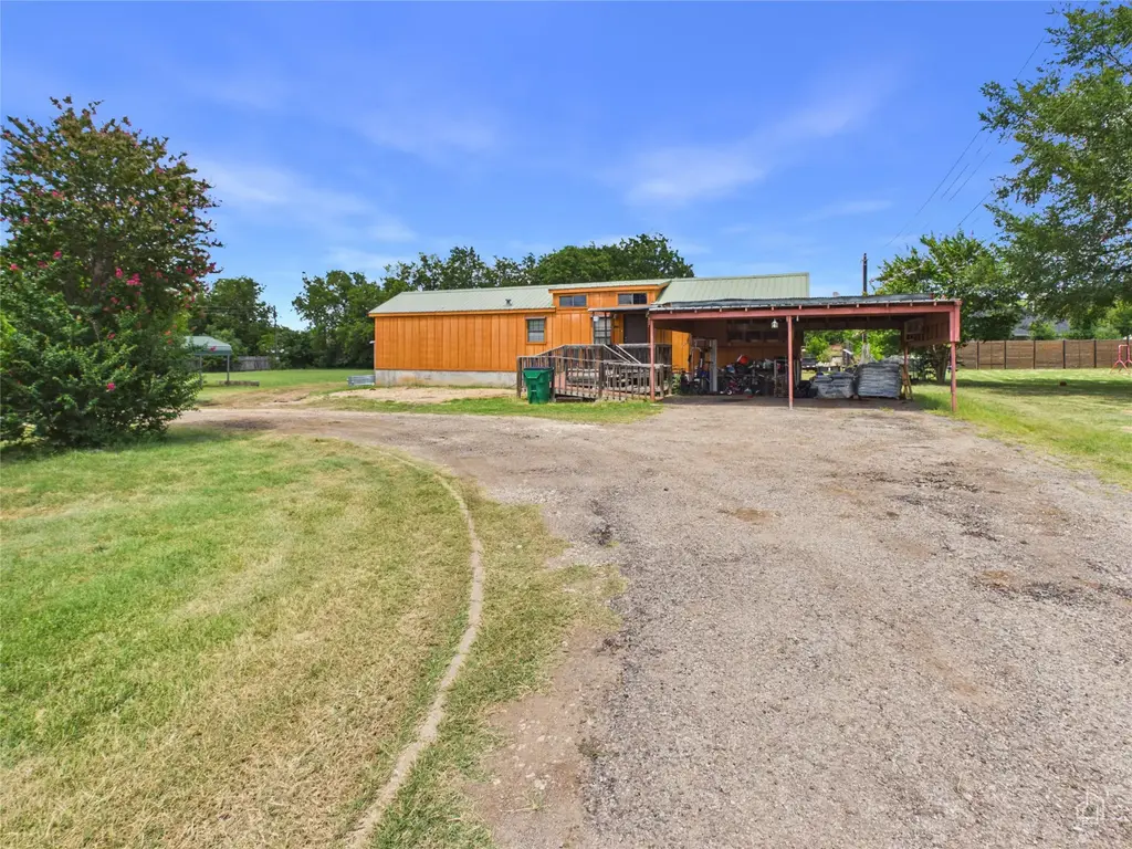 200 N Mustang Avenue, Cedar Park