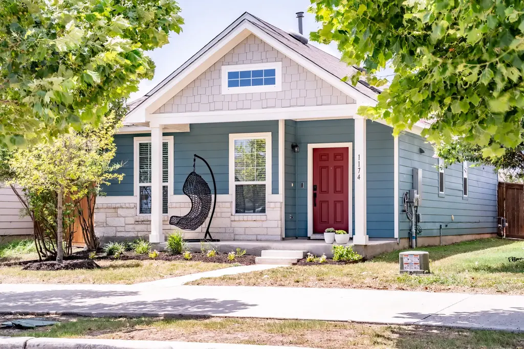 1174 Esplanade Parkway, San Marcos