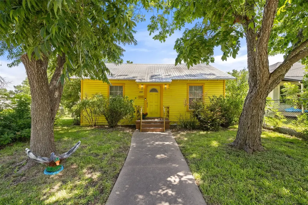 839 W 6th Street, Taylor