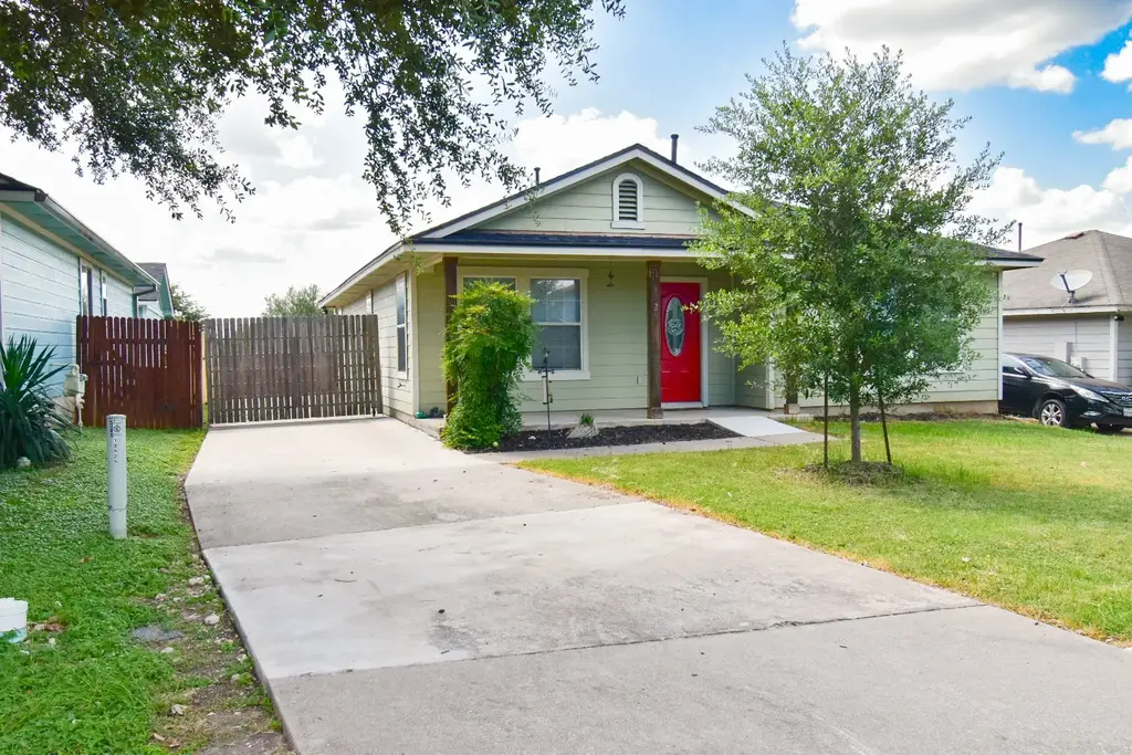 13525 Briarcreek Loop, Manor