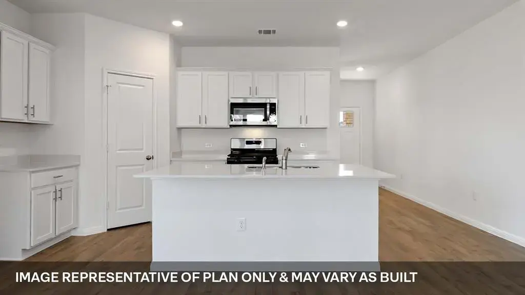 1845 Side Buster Trail, Leander