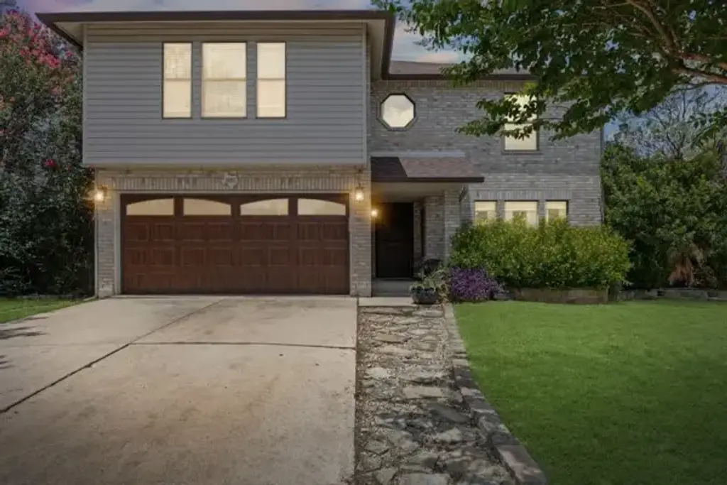 1187 Forest Bluff Trail, Round Rock