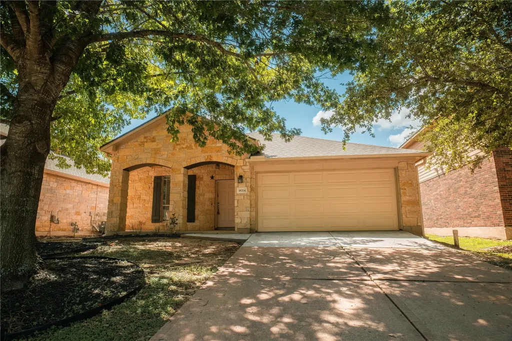 18704 Dry Pond Drive, Pflugerville