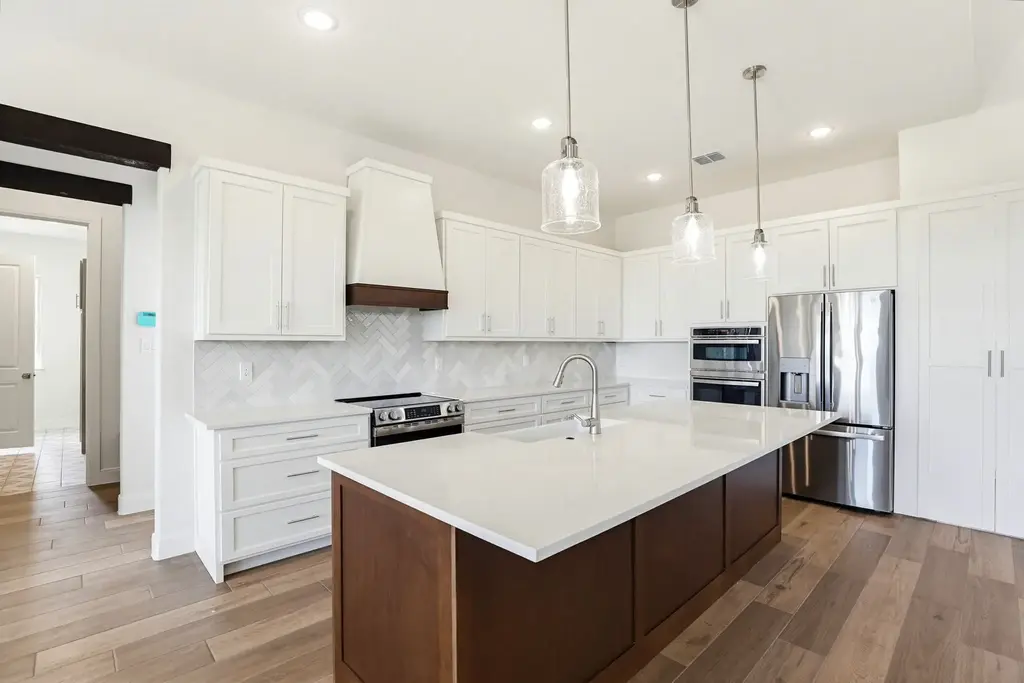 313 Farmhouse Drive, Marion
