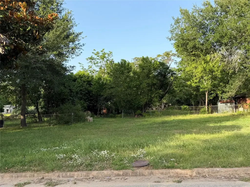 528 N Wilcox Street, Rockdale