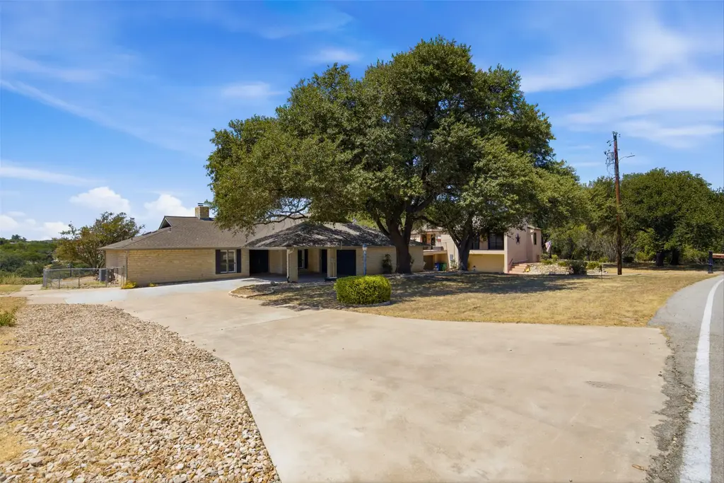 4100 Outpost Trace, Lago Vista