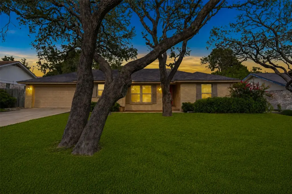 13523 Briar Hollow Drive, Austin