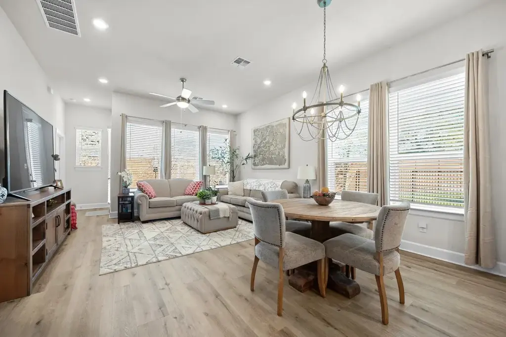 144 Monterey Oak Trail, Georgetown