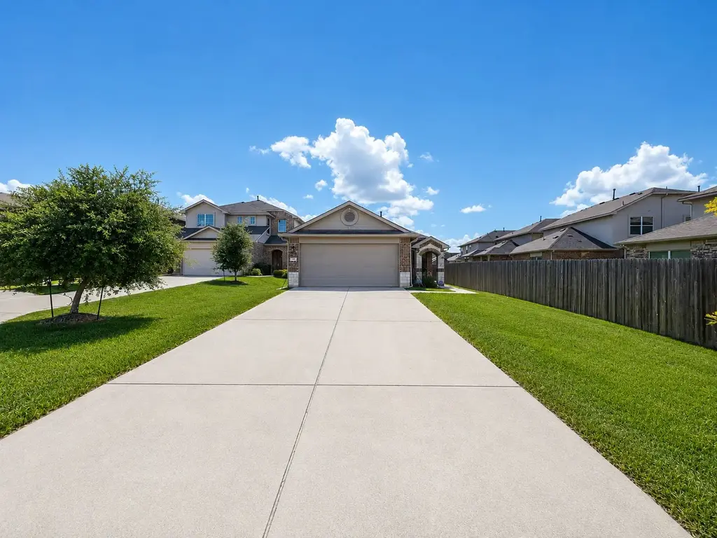 104 Schuster Court, Georgetown